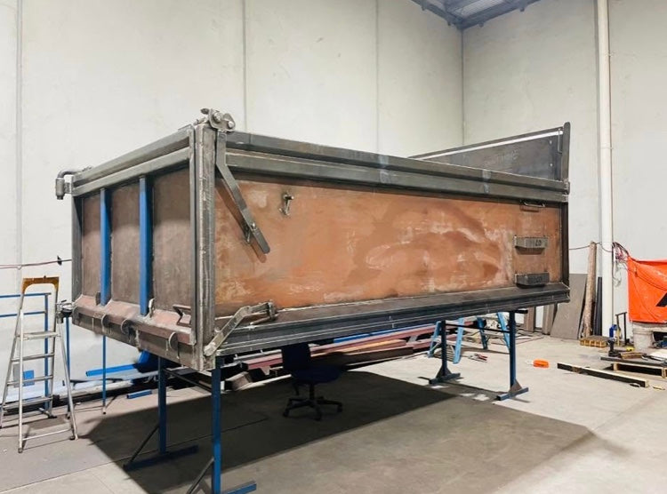 Raw Truck Tipper Body