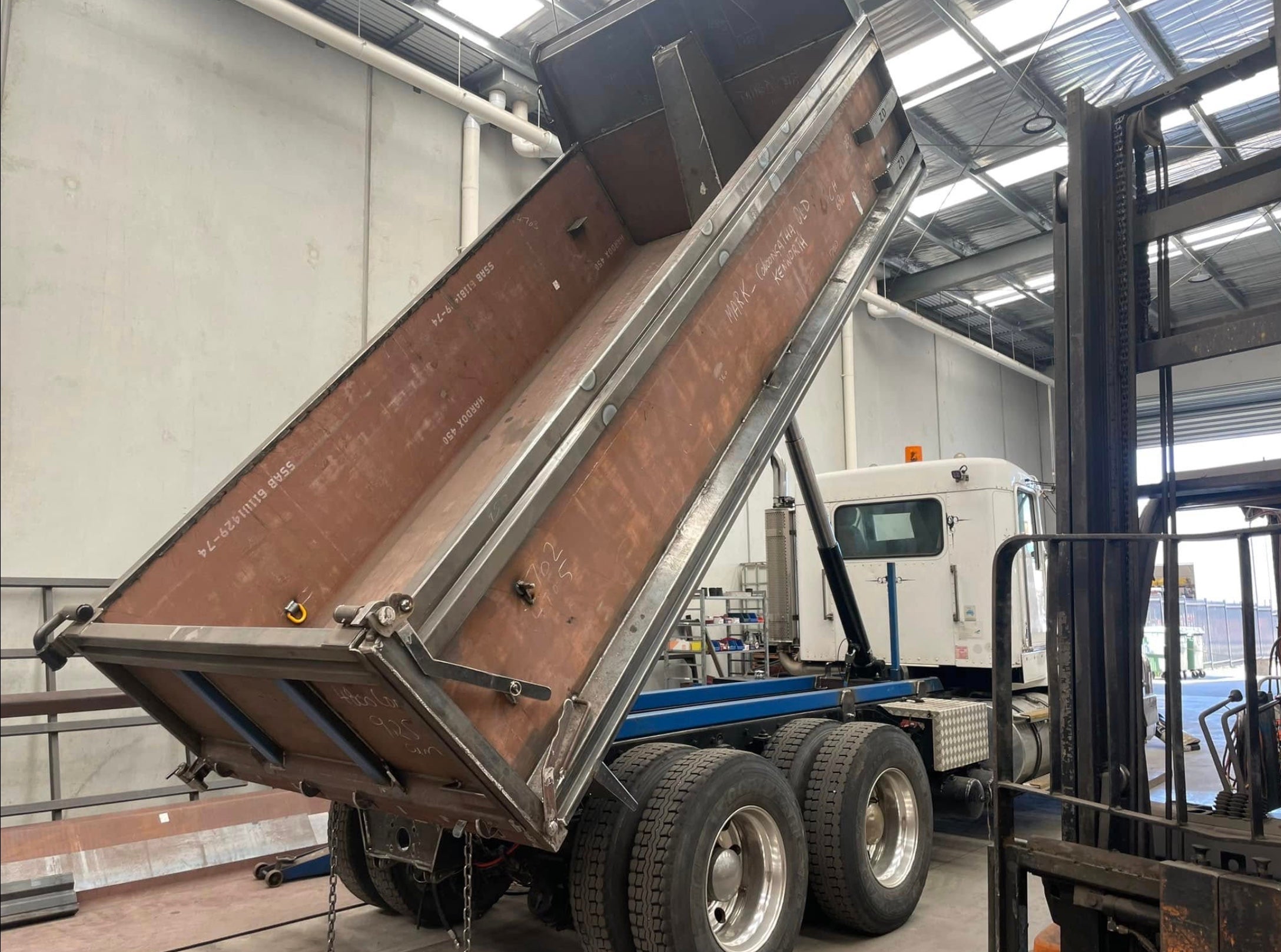 Raw Truck Tipper Body